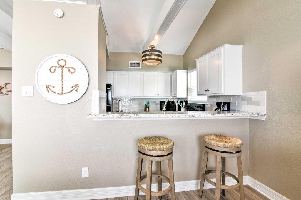 Beachfront Galveston Oasis Balconies, Ocean View! Экстерьер фото