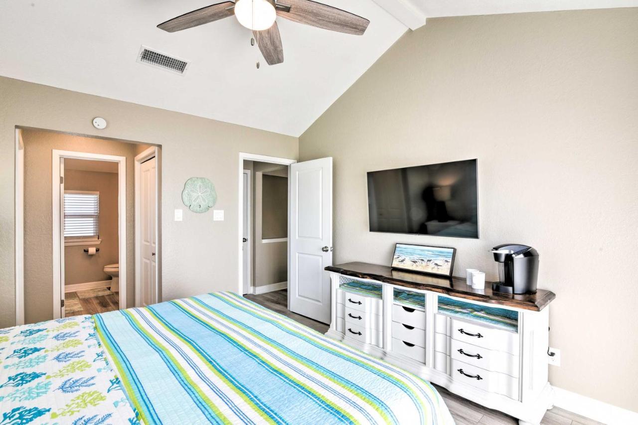 Beachfront Galveston Oasis Balconies, Ocean View! Экстерьер фото
