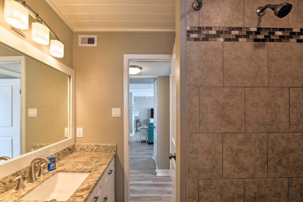 Beachfront Galveston Oasis Balconies, Ocean View! Экстерьер фото